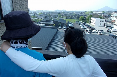 児デ屋上2.jpg