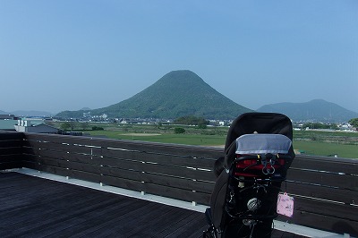児デ屋上3.jpg