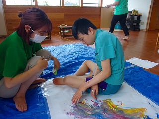 児20250809-絵具遊び4.jpg