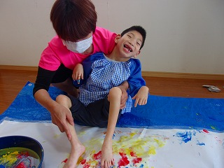 児20250809-絵具遊び5.jpg