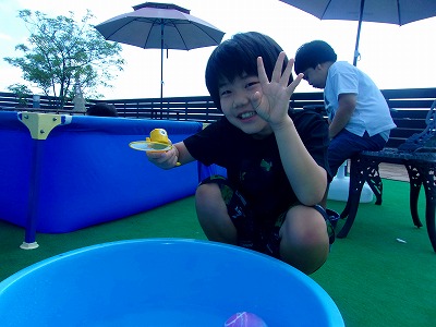 児20250815-ヨーヨー釣り＆金魚すくい７.jpg