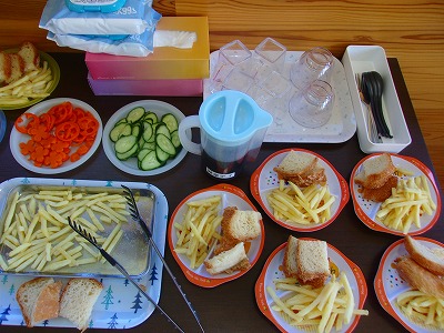 児20250821-流しそうめん3.jpg