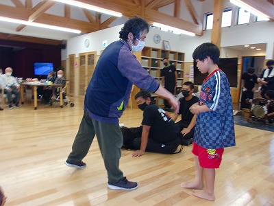 児20251004-獅子舞3.jpg