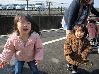 泣き３