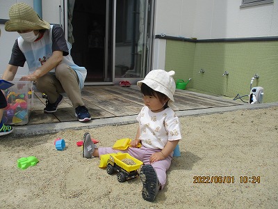 園庭5.jpg